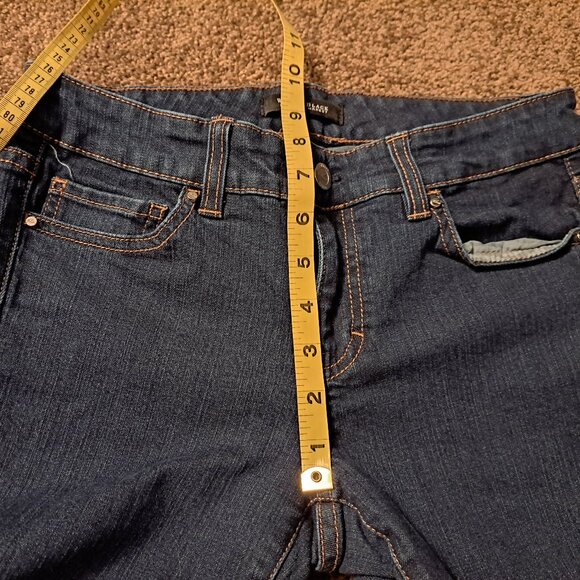 White House Black Market Cropped Flare Denim Jeans - Picture 8 of 8